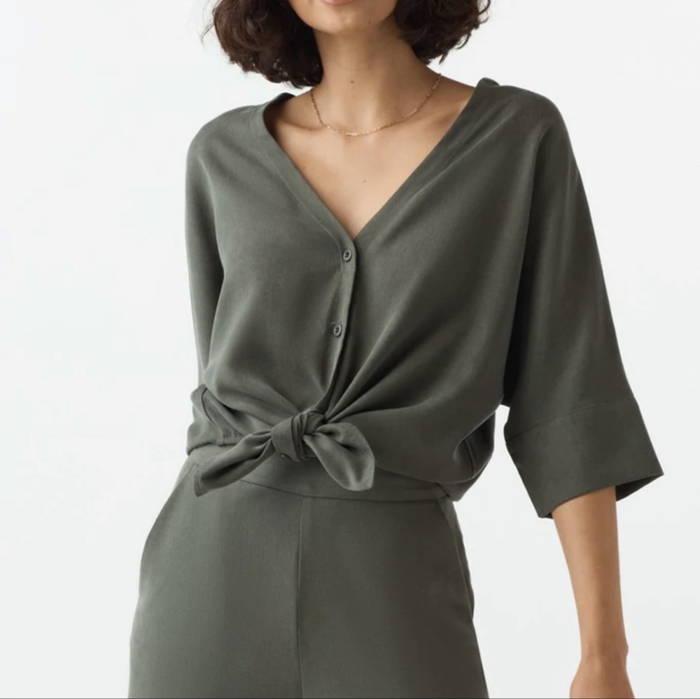 NWOT Vetta Capsule Boyfriend Shirt in Olive, Size Small